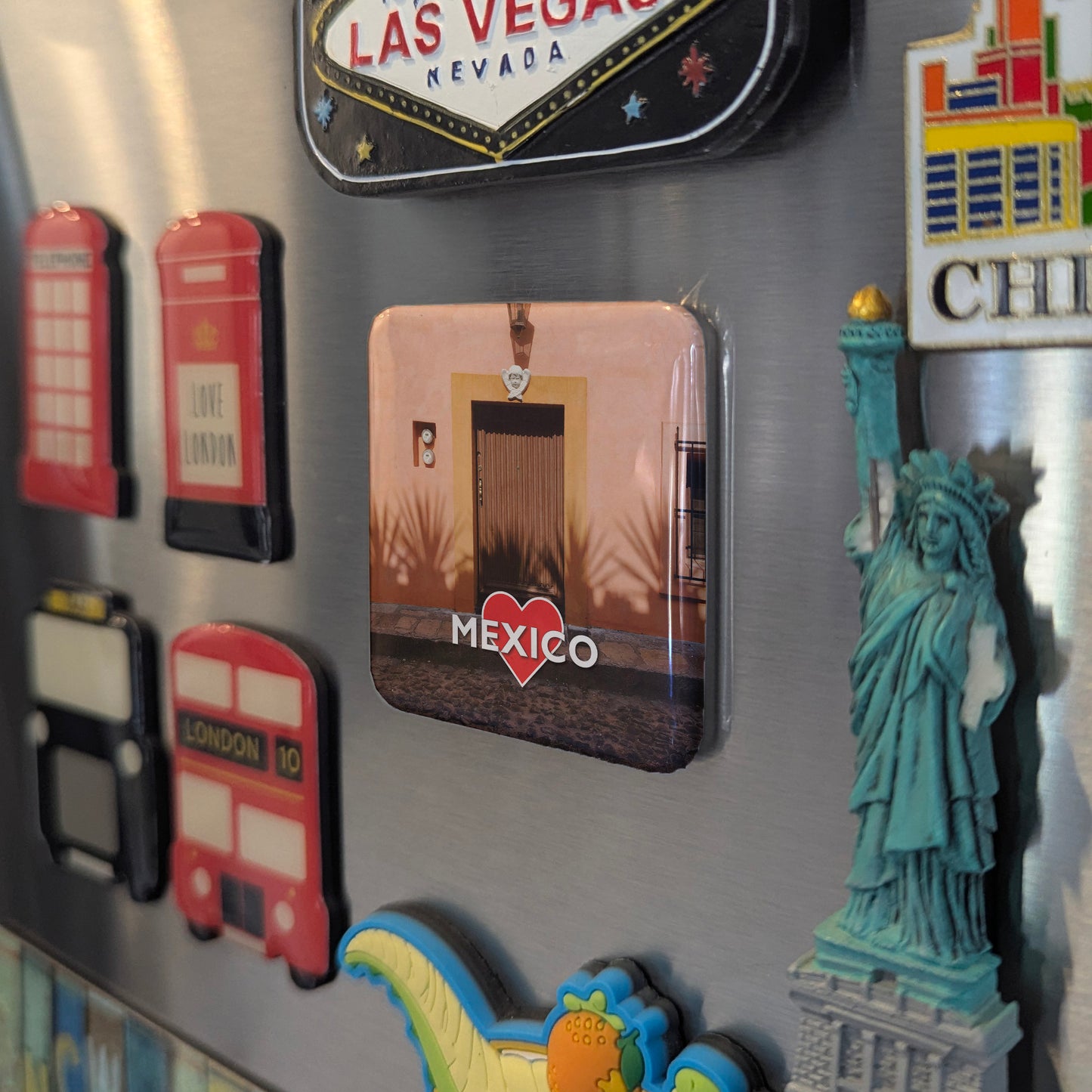 Mexican Street Fridge Magnet - PhiloPerse