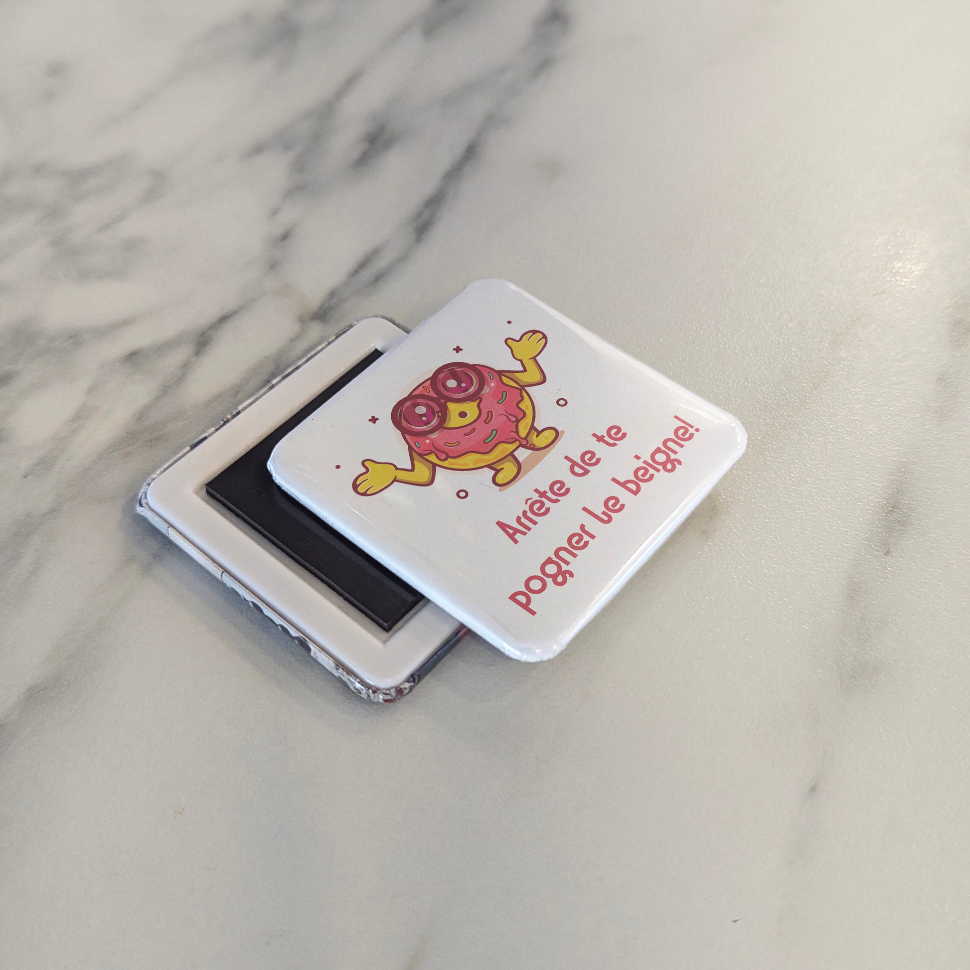 Arrête de te pogner le beigne! Fridge Magnet - PhiloPerse