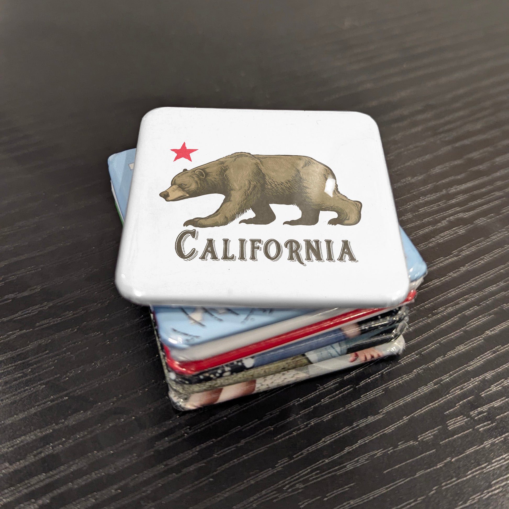 California Magnet | Republic Bear & Star | 2×2 | Made in Canada - PhiloPerse