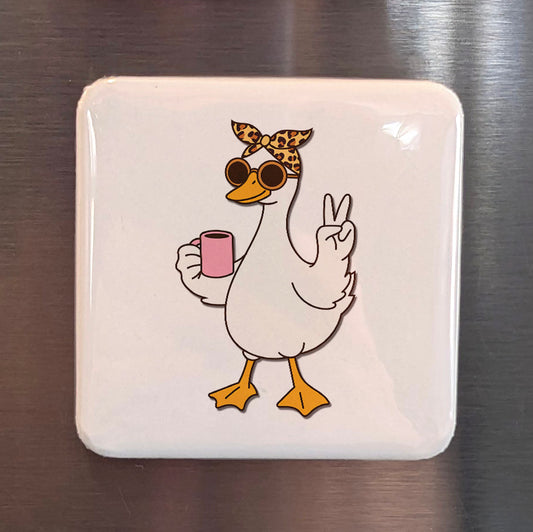 Goose Mom Chillin Magnet | 2×2 | Made in Canada - PhiloPerse