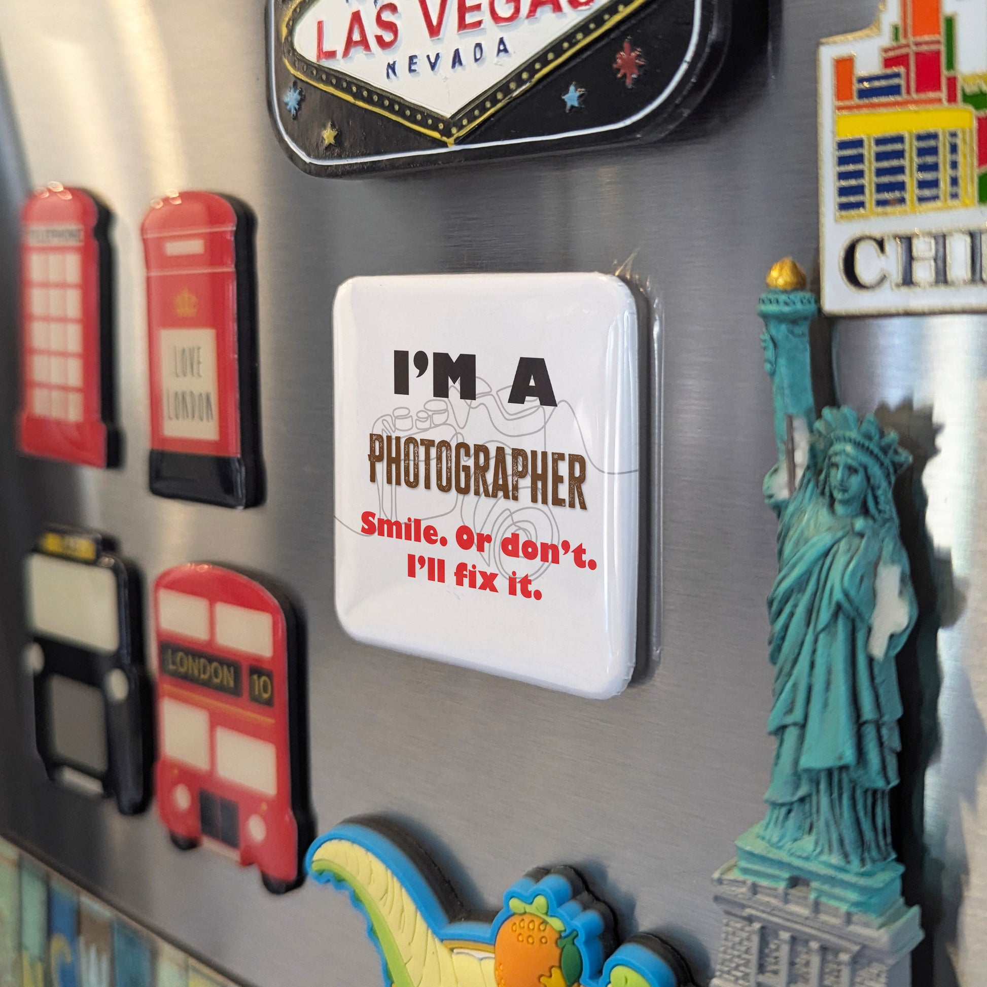 I'm a Photographer Fridge Magnet - PhiloPerse