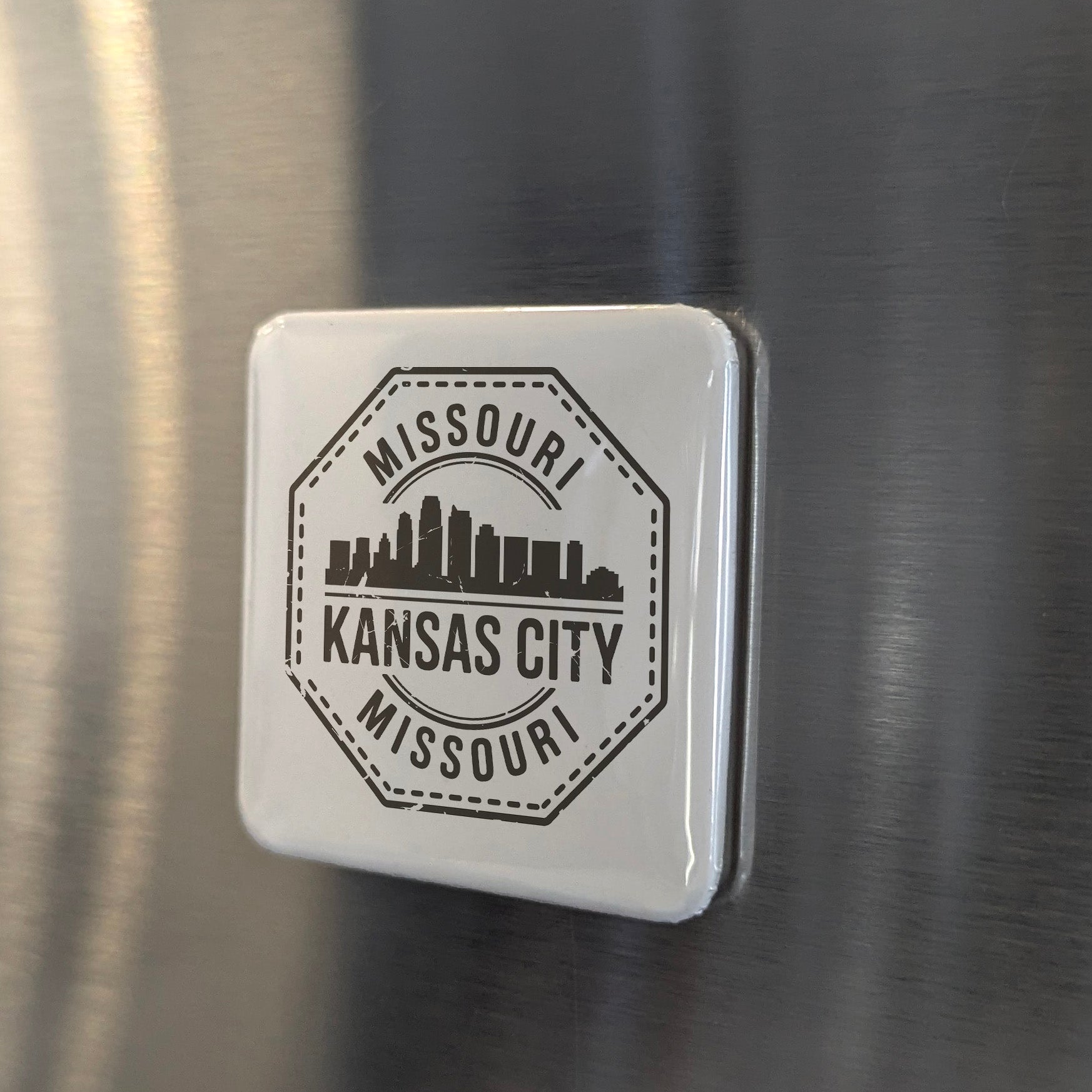 Kansas City Missouri Magnet | City of Fountains | 2×2 | Made in Canada - PhiloPerse