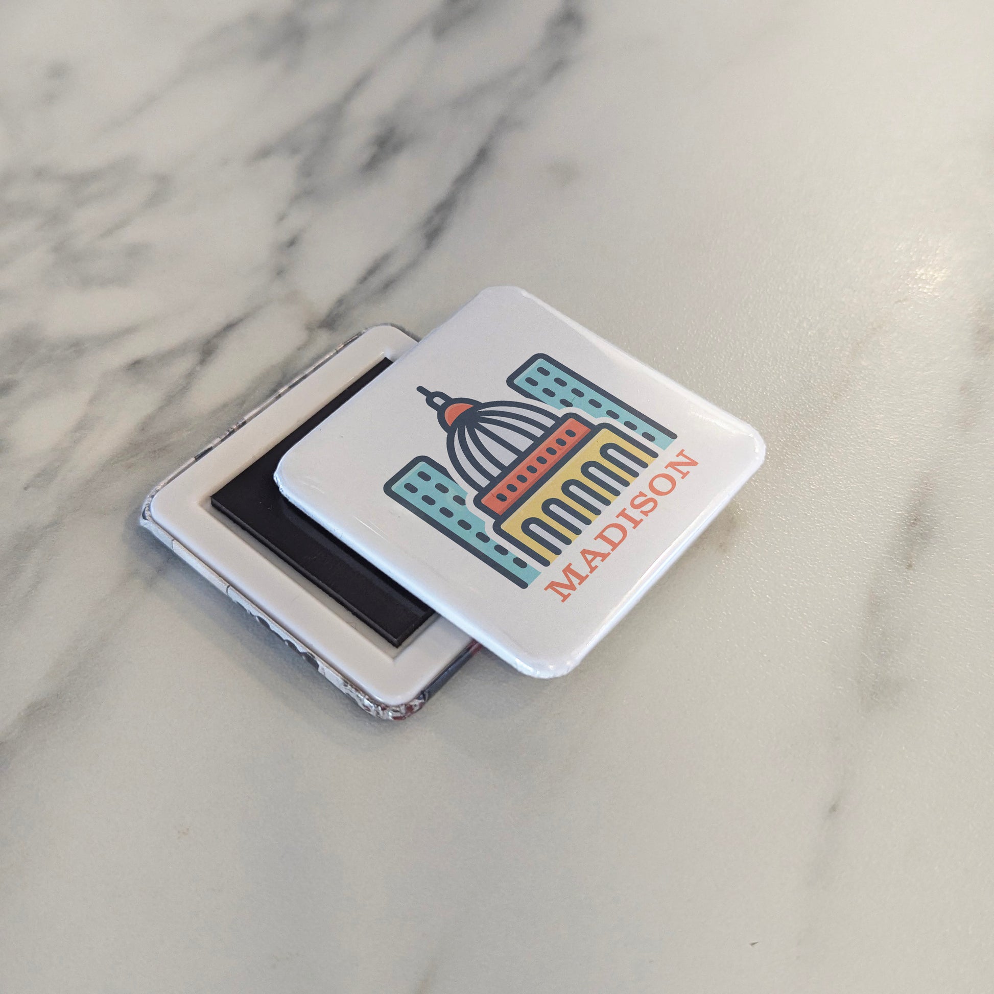Madison Wisconsin Magnet | Capitol City | 2×2 | Made in Canada - PhiloPerse