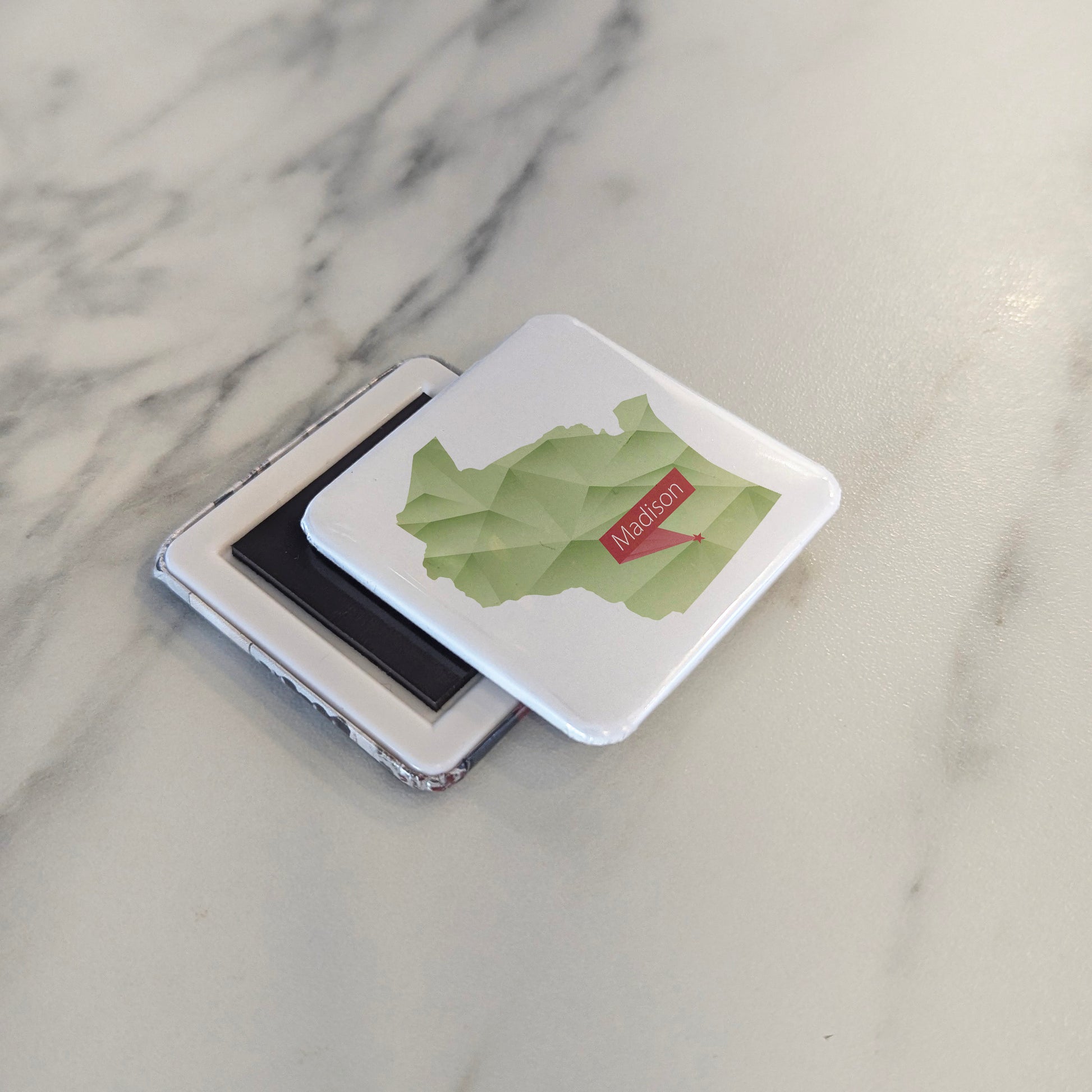 Madison Wisconsin Magnet | Isthmus City | 2×2 | Made in Canada - PhiloPerse