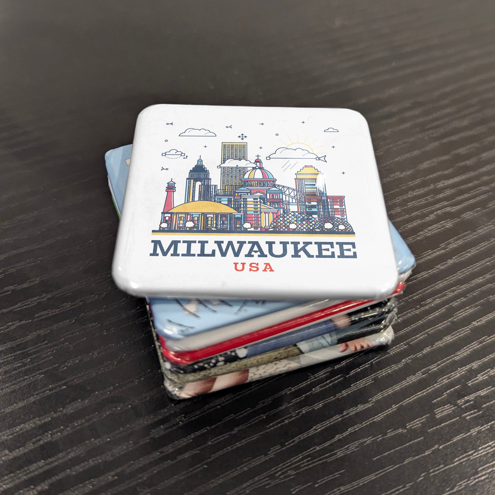 Milwaukee Wisconsin Magnet | Lakefront City | 2×2 | Made in Canada - PhiloPerse