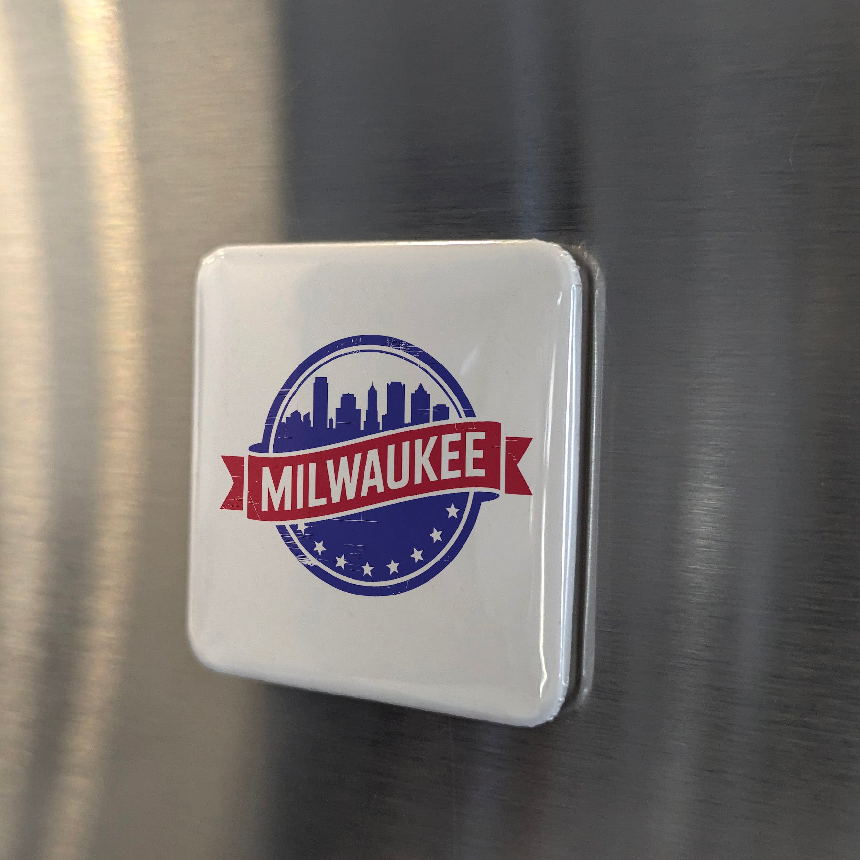Milwaukee Wisconsin Magnet | City on the Lake | 2×2 | Made in Canada - PhiloPerse