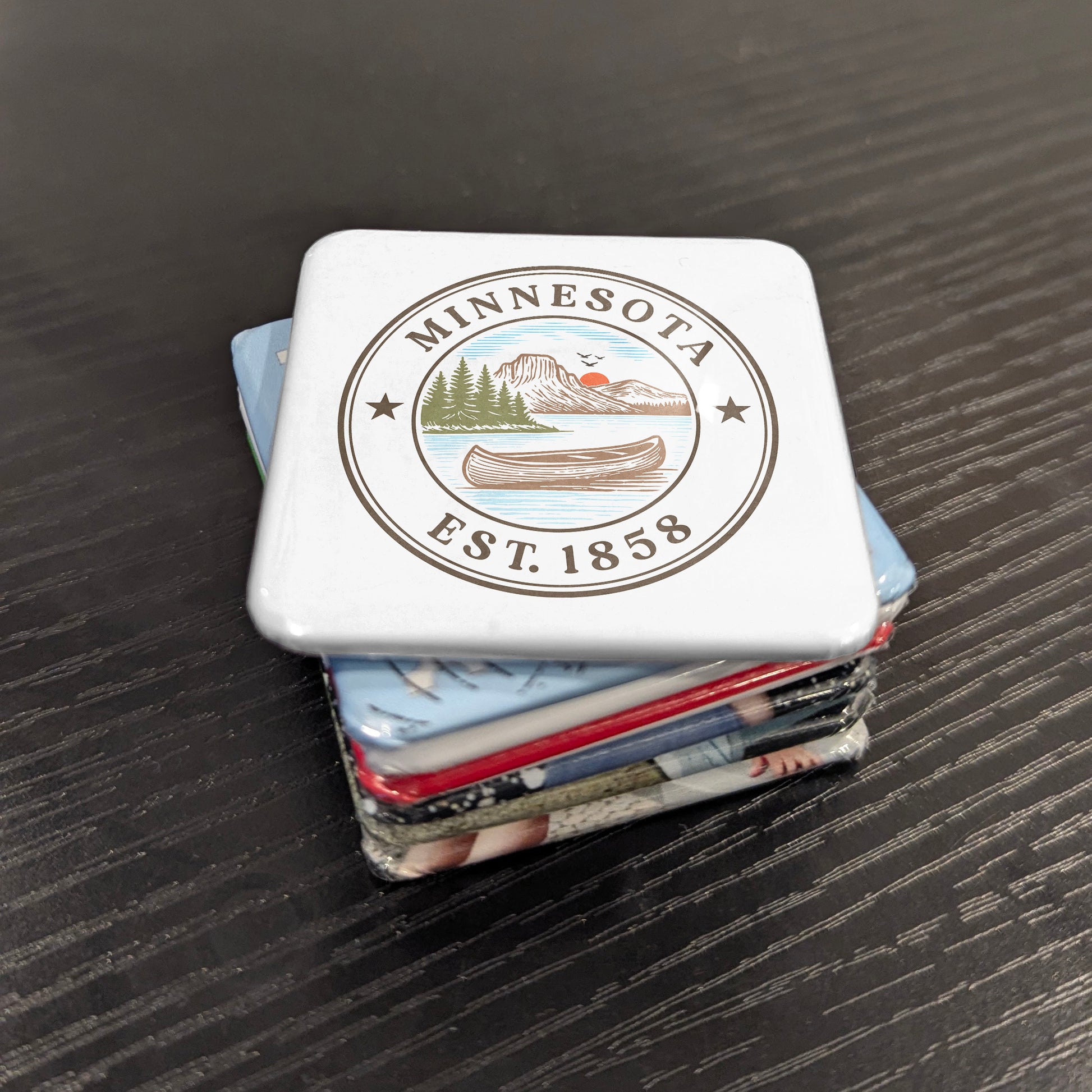 Minnesota Magnet | The Land of 10,000 Lakes | 2×2 | Made in Canada - PhiloPerse