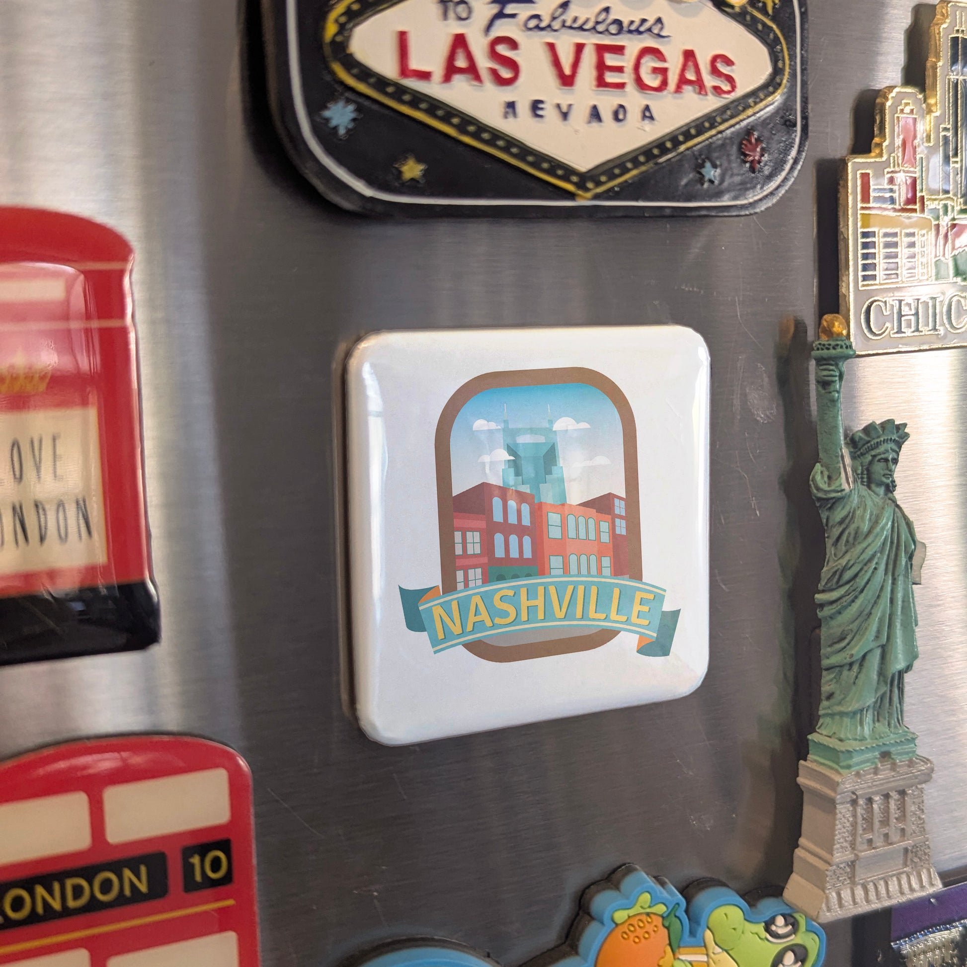 Nashville Tennessee Magnet | Guitar Town | 2×2 | Made in Canada - PhiloPerse