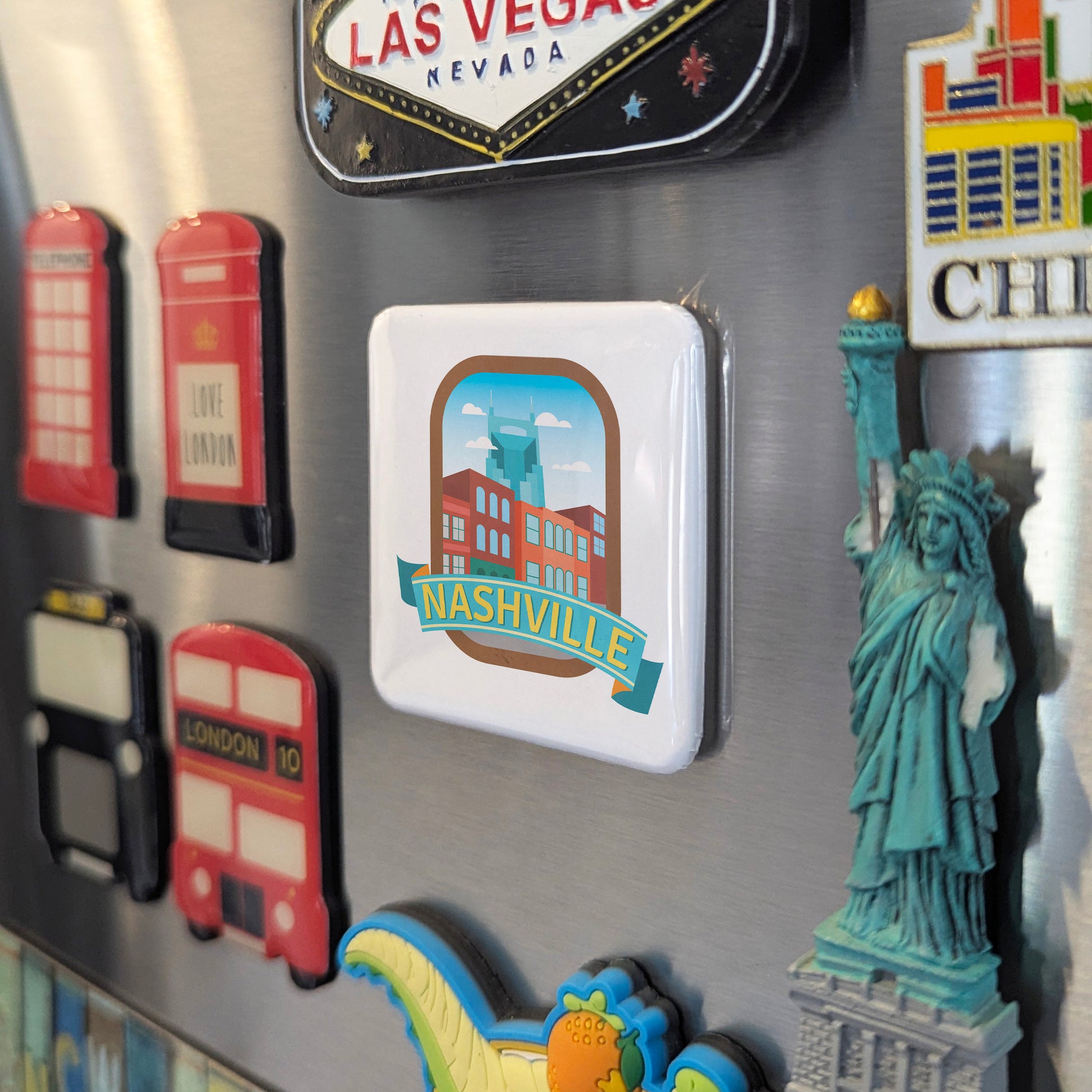Nashville Tennessee Magnet | Guitar Town | 2×2 | Made in Canada - PhiloPerse