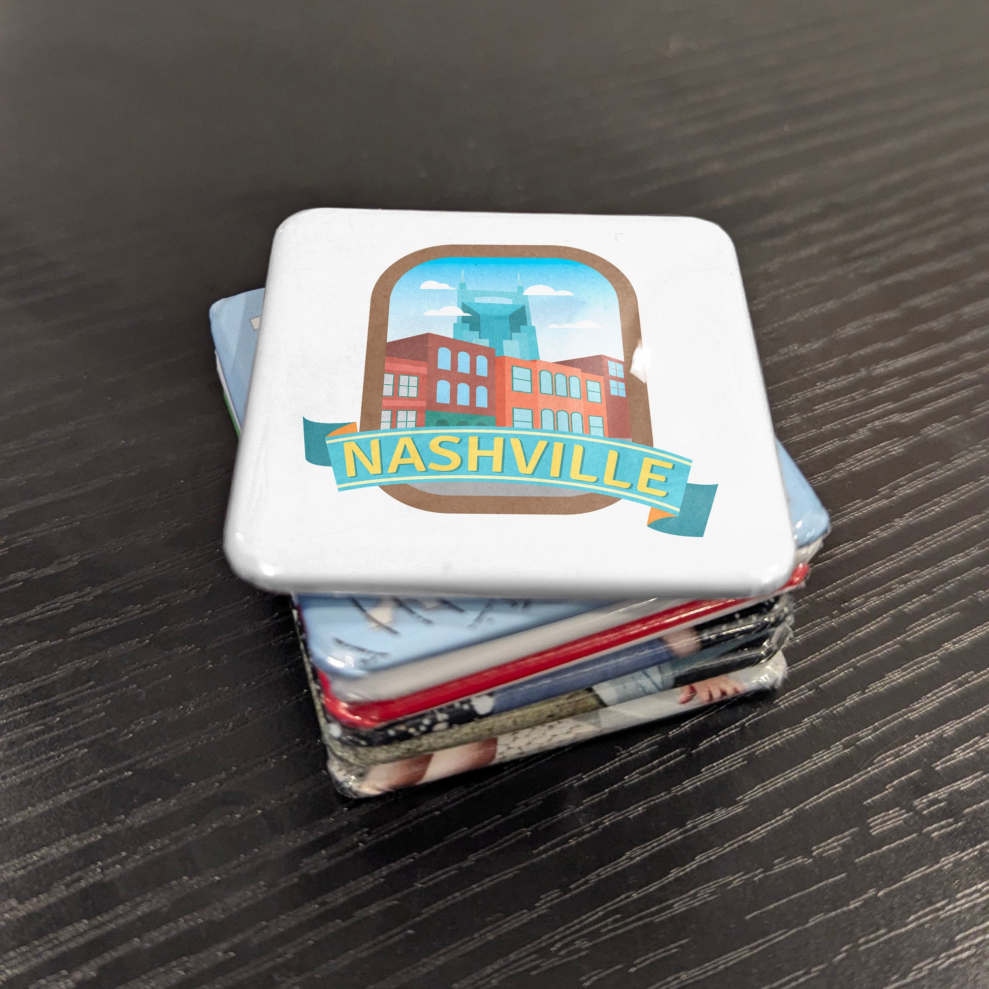 Nashville Tennessee Magnet | Guitar Town | 2×2 | Made in Canada - PhiloPerse