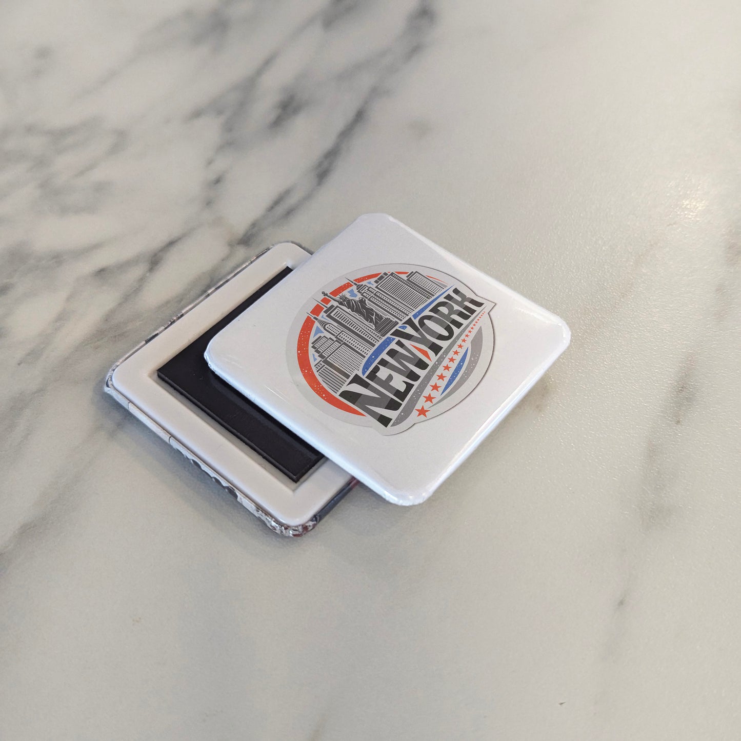 New York City Magnet | The Big Apple | 2×2 | Made in Canada - PhiloPerse