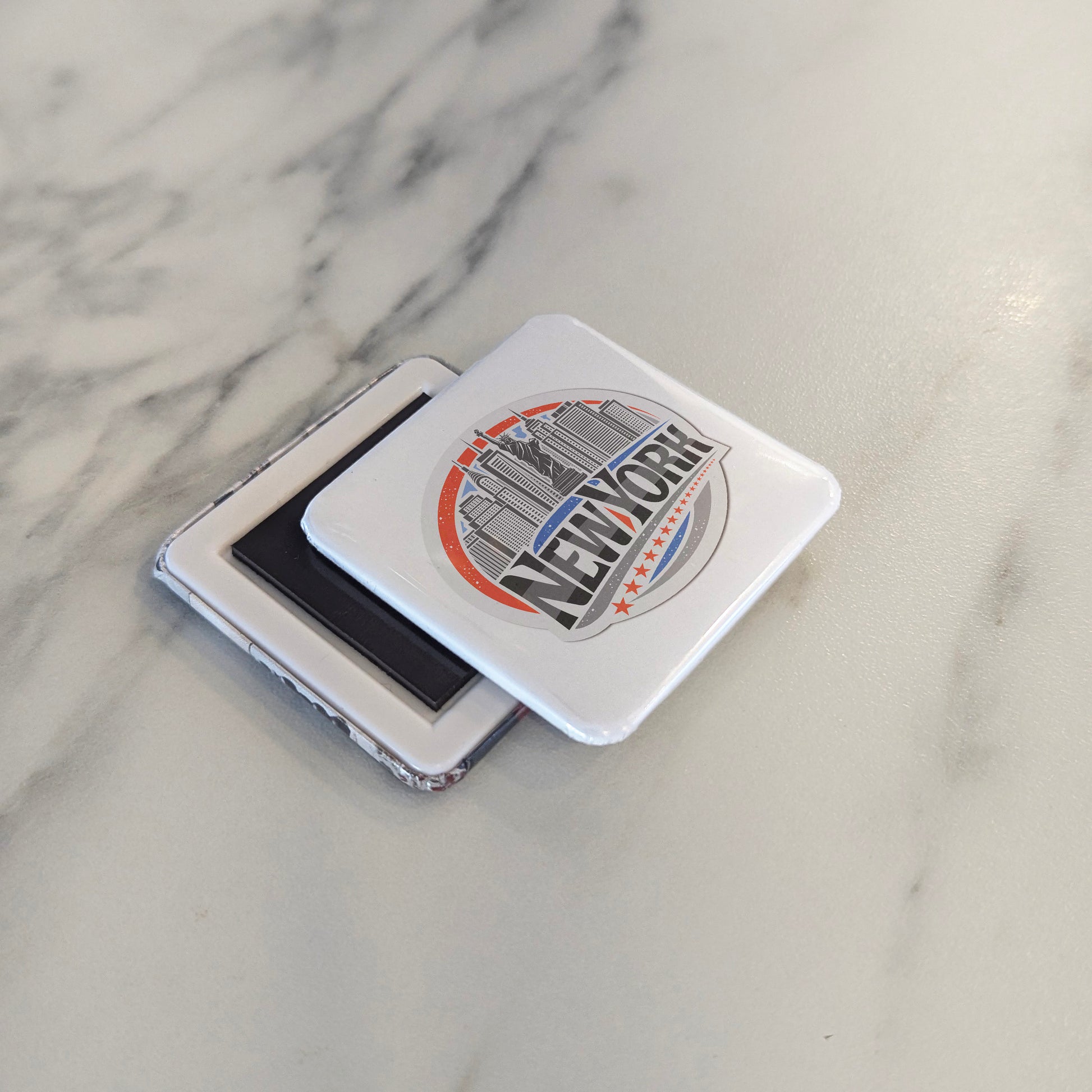 New York City Magnet | The Big Apple | 2×2 | Made in Canada - PhiloPerse