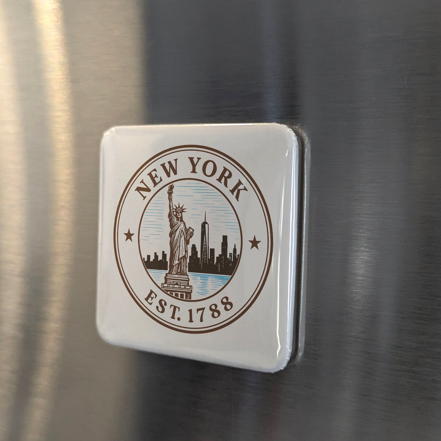New York Magnet | The Empire State | 2×2 | Made in Canada - PhiloPerse