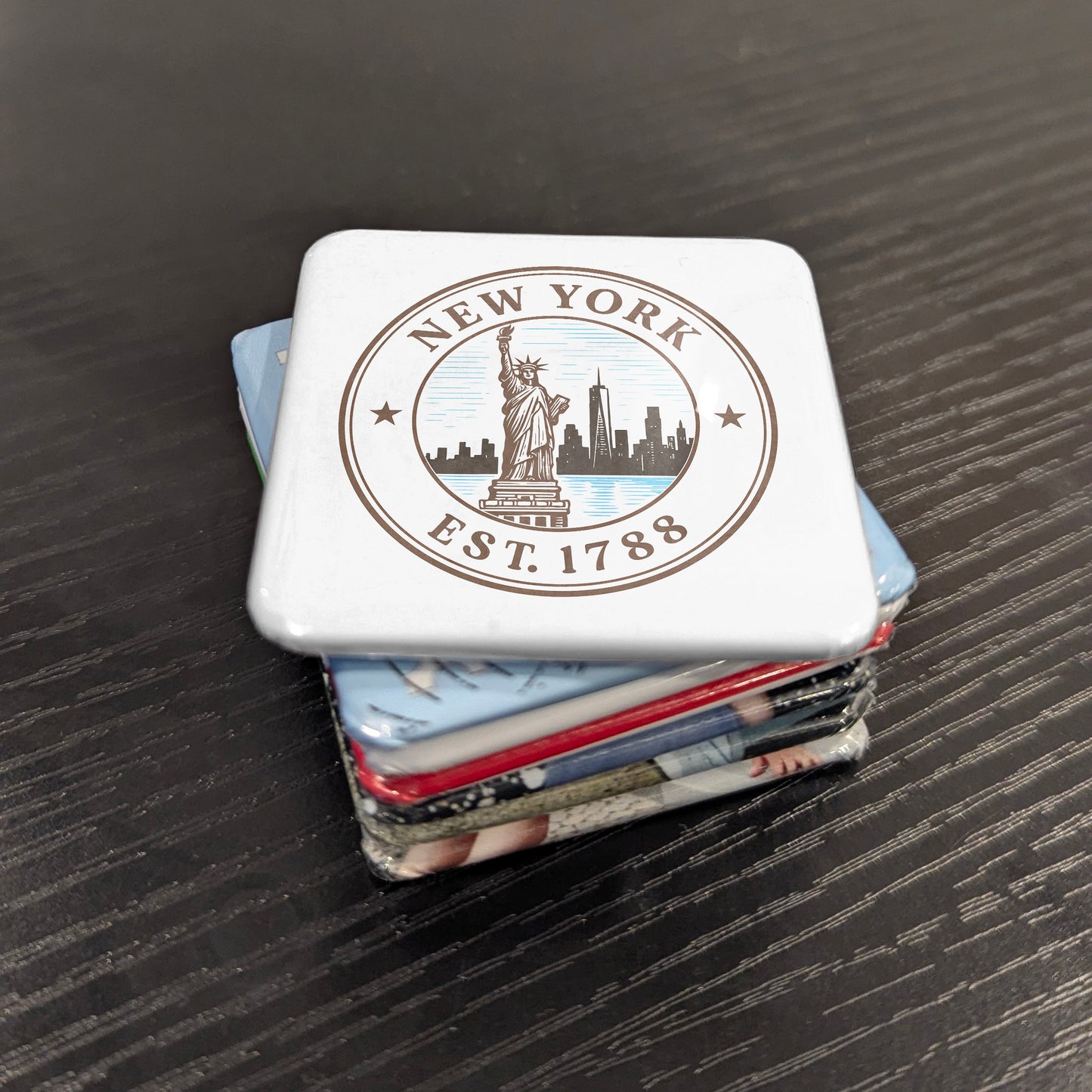 New York Magnet | The Empire State | 2×2 | Made in Canada - PhiloPerse