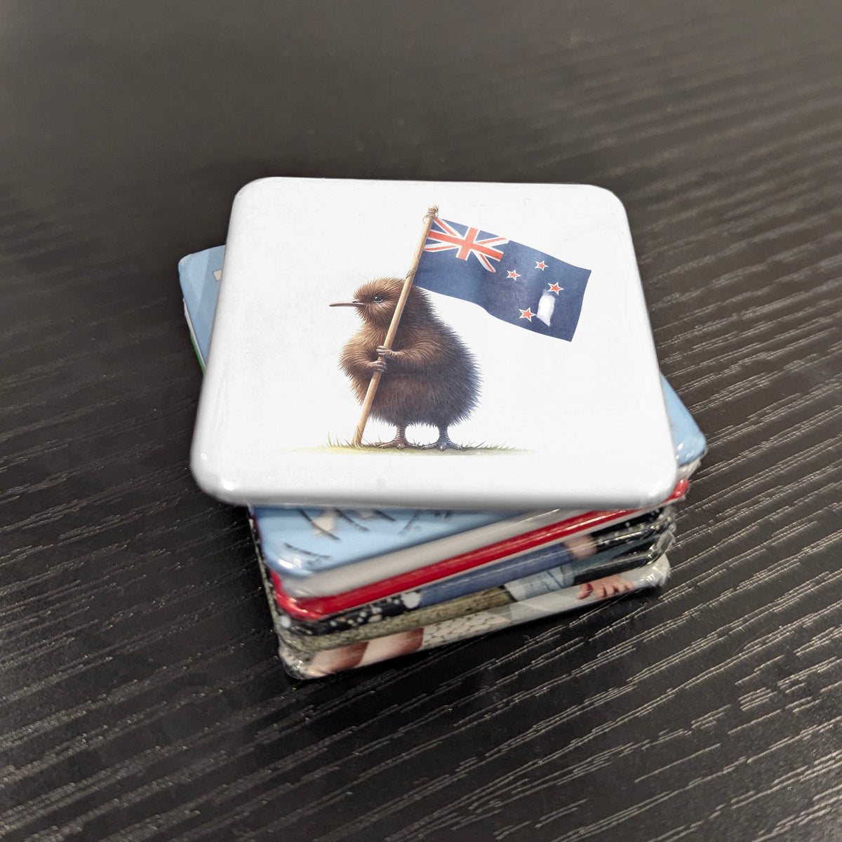Magnet Océanie Nouvelle-Zélande | Kiwi icône nocturne d'Aotearoa le long nuage blanc | 2x2 | Fabriqué au Canada