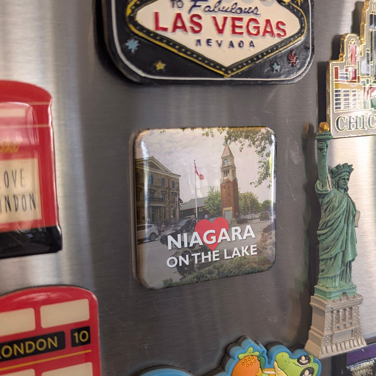 Niagara On The Lake Fridge Magnet - PhiloPerse