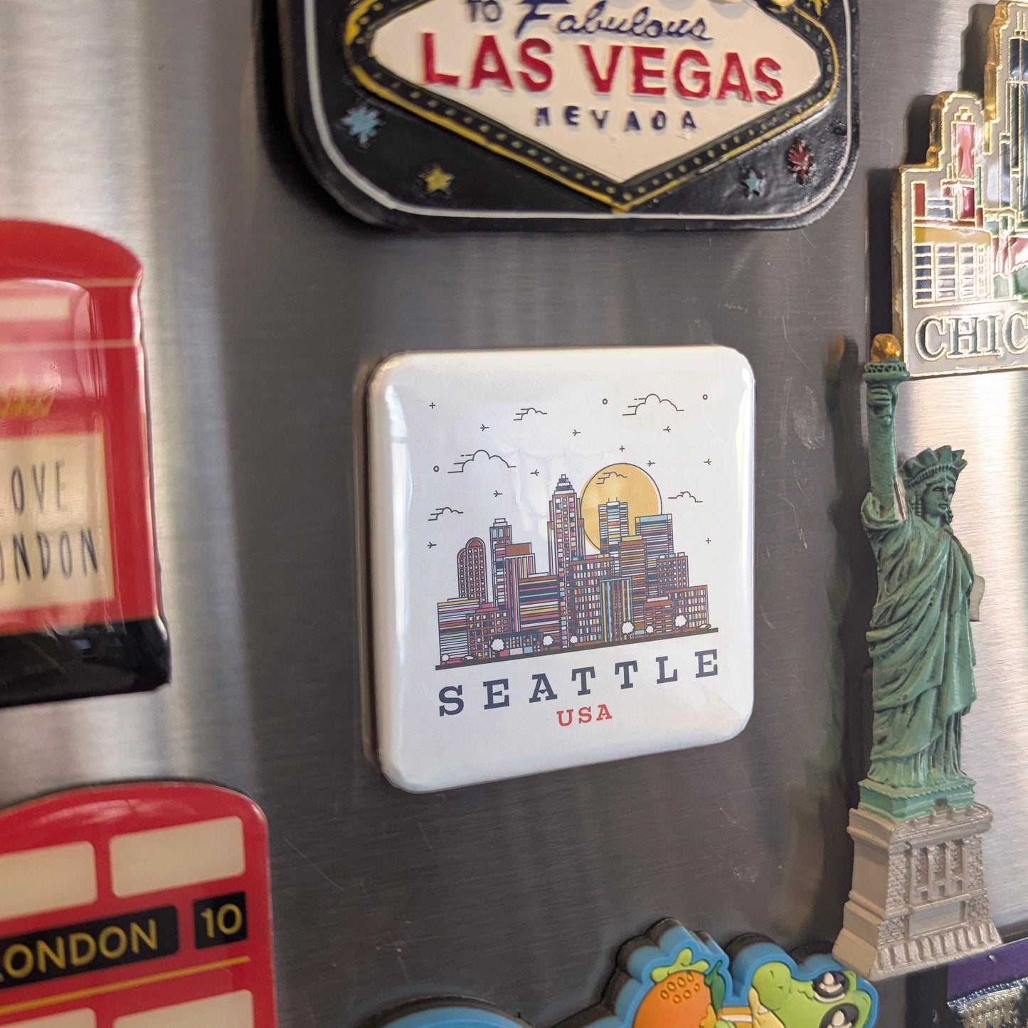 Seattle Washington Magnet | Emerald City | 2×2 | Made in Canada - PhiloPerse