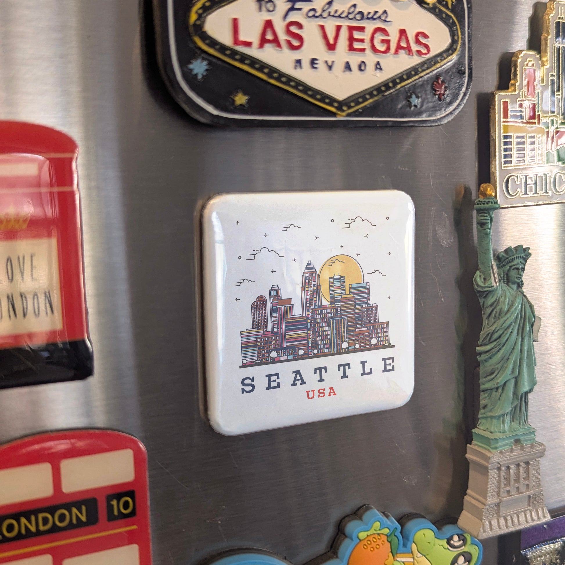 Seattle Washington Magnet | Emerald City | 2×2 | Made in Canada - PhiloPerse