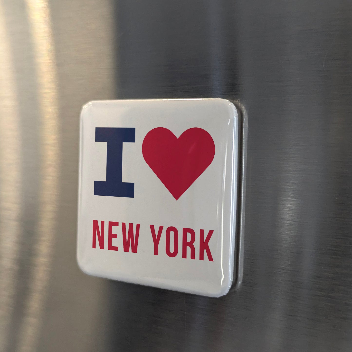 New York City Magnet | The Big Apple | 2×2 | Made in Canada - PhiloPerse