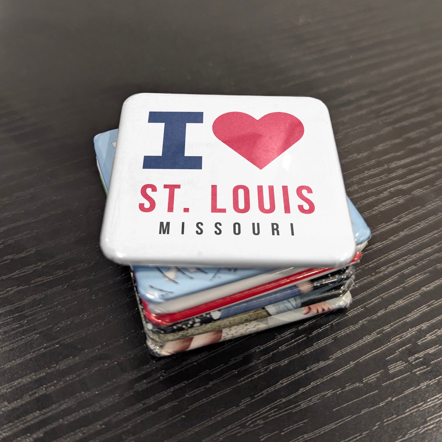 St. Louis Missouri Magnet | Gateway to the West | 2×2 | Made in Canada - PhiloPerse