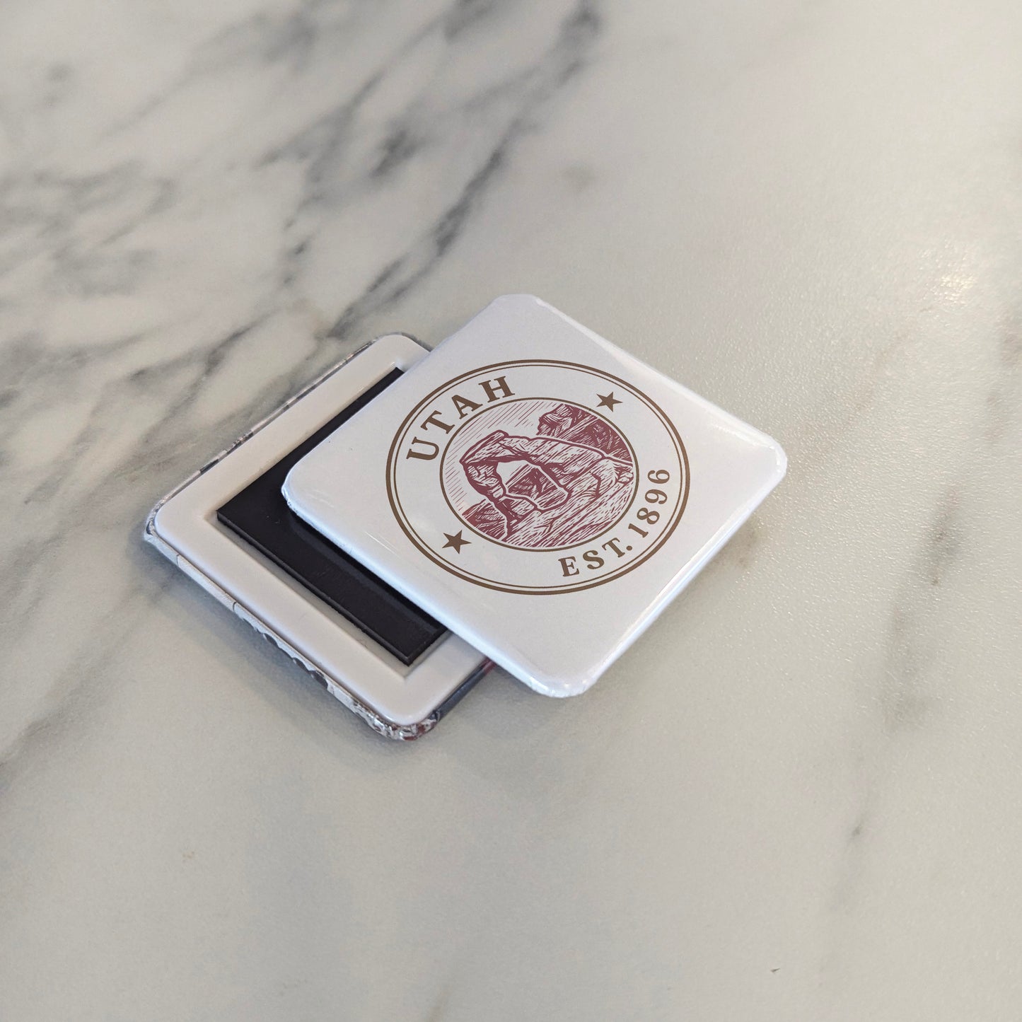 Utah Magnet | The Beehive State | 2×2 | Made in Canada - PhiloPerse