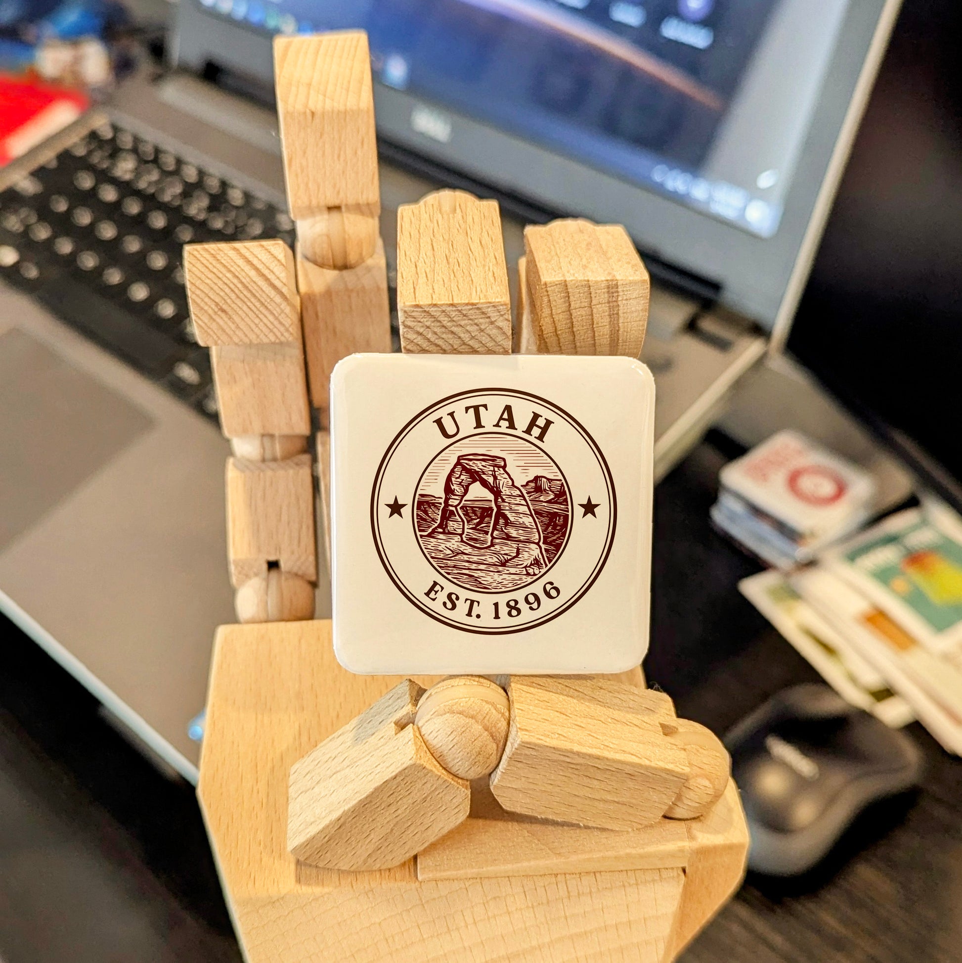 Utah Magnet | The Beehive State | 2×2 | Made in Canada - PhiloPerse