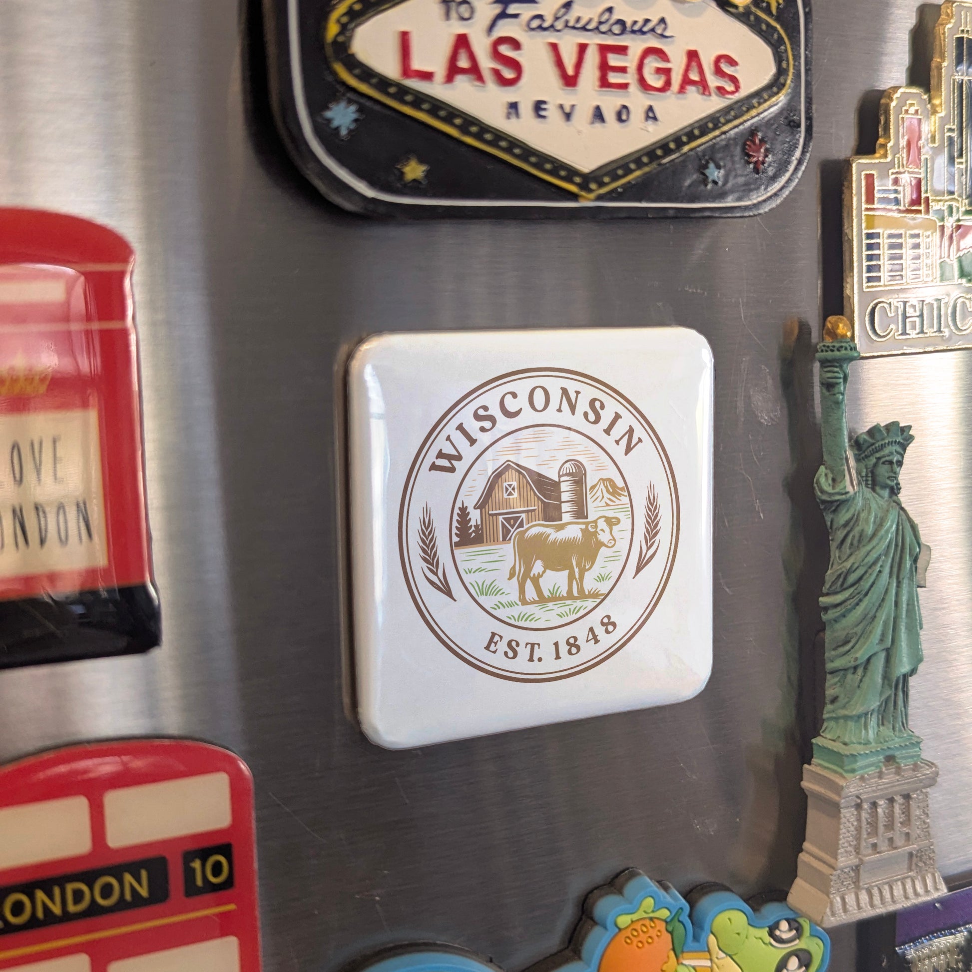 Wisconsin Magnet | The Badger State | 2×2 | Made in Canada - PhiloPerse